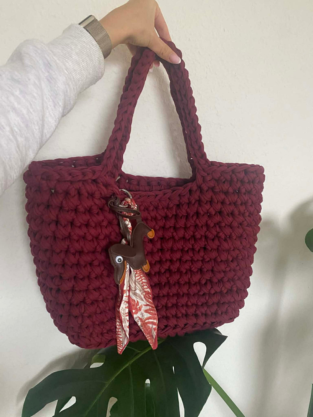 CozyLoops Classic Tote – Burgundy Red
