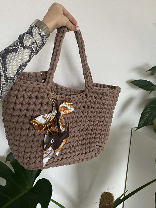 CozyLoops Classic Tote – Sand Beige